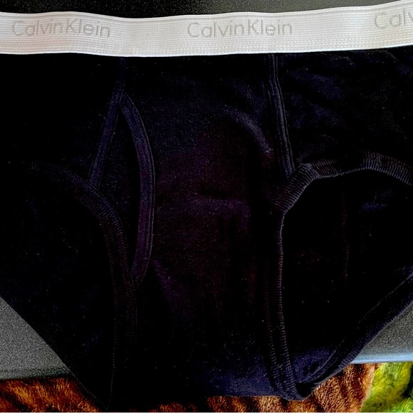 NWOT Calvin Klein 1 pair black briefs - Picture 1 of 4